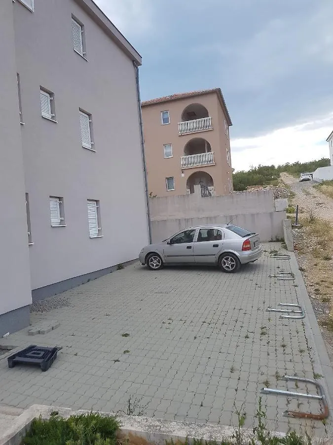 Apartment Studio Novi Vinodolski 16998A
